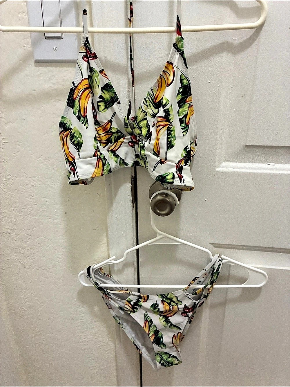 Cupshe Floral Bikini Set in White & Green Large Like New